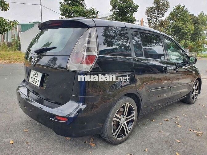Mazda 5 số tự động cửa lùa