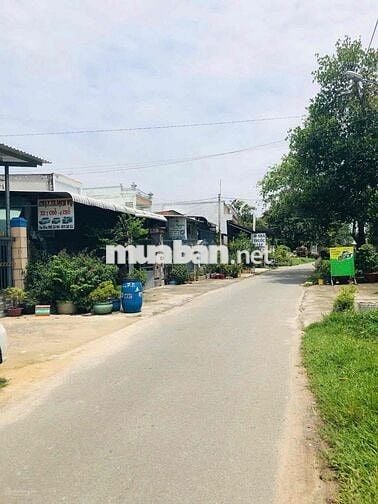 Cần bán nhanh mảnh đất 250m2 có 100m2 thổ cư chỉ 490tr
