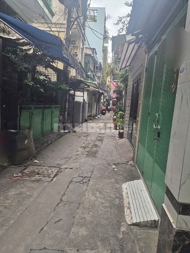 Cách mặt tiền Hoà Hảo 2 căn,Khu kinh doanh,3Tầng,3PN, NG Tiểu La 