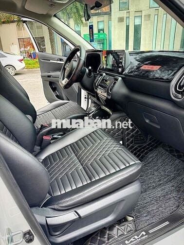Kia Sonet 2025 Luxury 1.5 AT - 2000 km