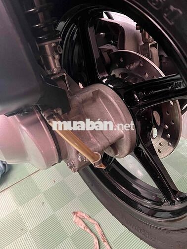 Cần bán xe SH Ý  109