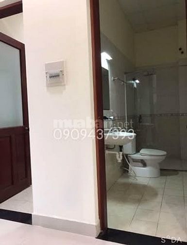 cần tiền bán biệt thự góc 2 mặt tiền có tầng hầm sadeco trung sơnchchủ