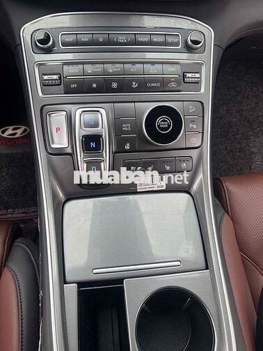 Hyundai Santafe Cao cấp 2.5L HTRAC 2022 siêu đẹp