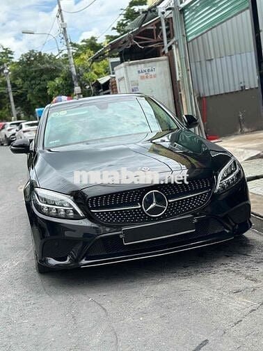 Mercedes Benz C200 - 56000 km model 2020