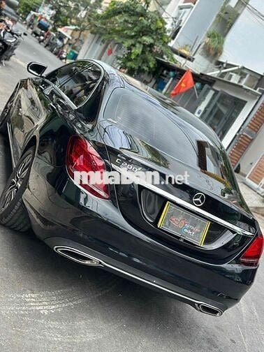 Mercedes Benz C200 - 56000 km model 2020