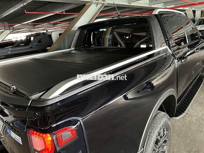 Ford Ranger Wildtrak 2024, lướt 8.000km, vay 75%