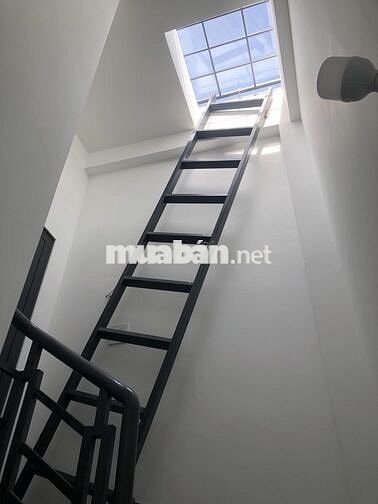 nhà hẻm trần hưng đạo 110. cách bệnh viện thành phố 10m