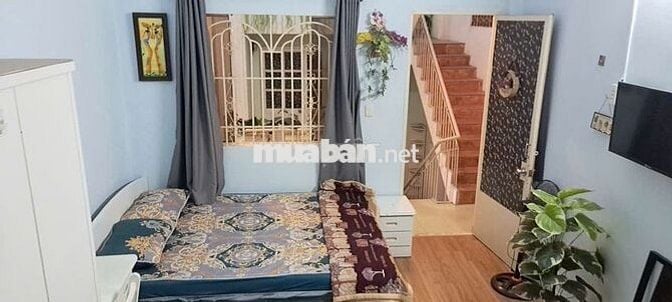 Chính chủ cho thuê phòng 25 m2, khu Đề Thám, Cô Bắc, quận 1
