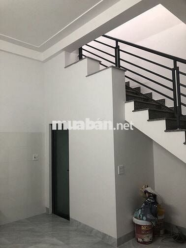 nhà hẻm trần hưng đạo 110. cách bệnh viện thành phố 10m