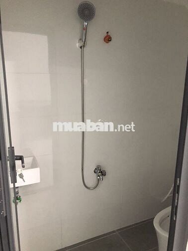 nhà hẻm trần hưng đạo 110. cách bệnh viện thành phố 10m