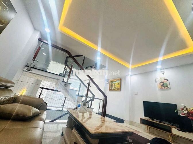👉 HXH-Hiệp Bình Chánh-Thủ Đức –41m2, 1 trệt 3 lầu– Giá 5,8 tỷ TL