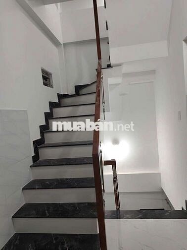 Nhà nguyên căn An Phú Đông Mới xây dựng