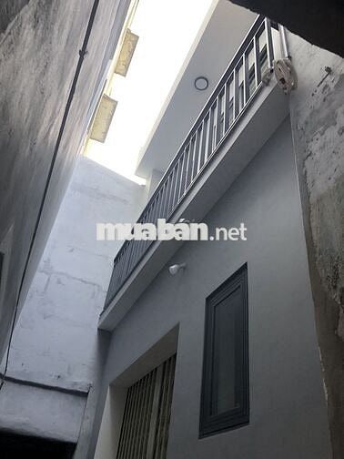 nhà hẻm trần hưng đạo 110. cách bệnh viện thành phố 10m