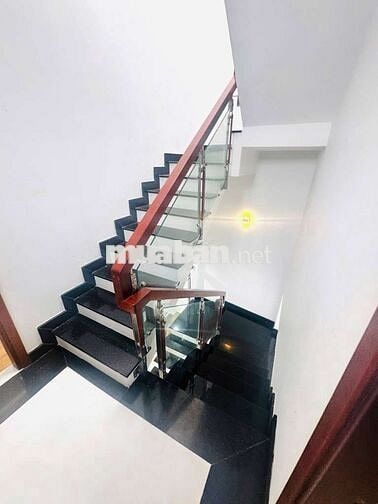 👉 HXH-Hiệp Bình Chánh-Thủ Đức –41m2, 1 trệt 3 lầu– Giá 5,8 tỷ TL