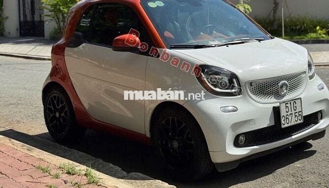 SMART FORTWO sản xuất 2015 màu siêu hiếm..