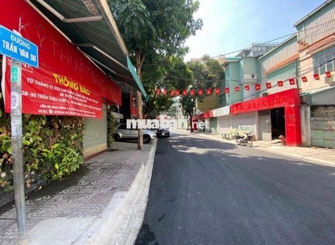 Ngang 15x18 tổng 840m2 Mặt tiền nhánh Cộng Hoà Q. Tân Bình chỉ 65t