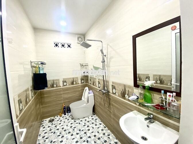 NHÀ KINH DOANH 4 TẦNG KĐT ACC VƯỜN XOÀI GIÁ 22 TRIỆU/THÁNG
