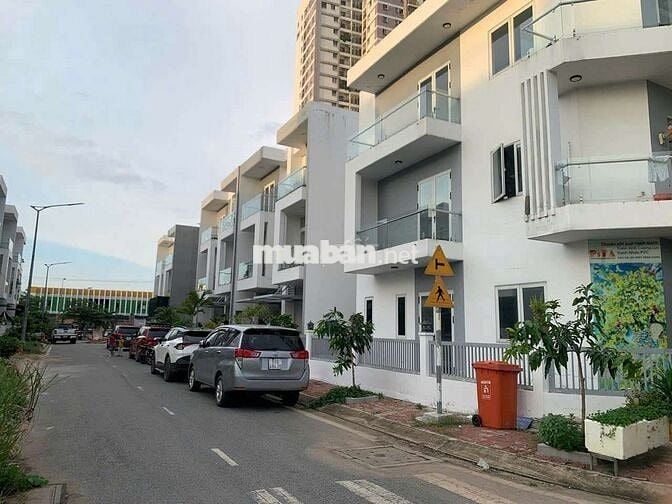 Rẻ quá khách ơi nhà góc 8❌20 trệt 2 lầu đúc 4pn to 3wc khu DC An khang