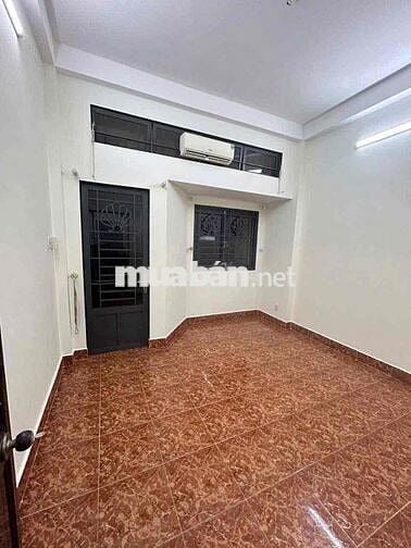 🏠🏠NHÀ THUÊ HẺM CMT8 5PN 3WC GIÁ CHỈ 16TRIỆU NHÀ TRỐNG SẴN SẠCH SẼ
