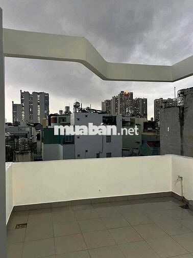 🏠🏠NHÀ THUÊ HẺM CMT8 5PN 3WC GIÁ CHỈ 16TRIỆU NHÀ TRỐNG SẴN SẠCH SẼ