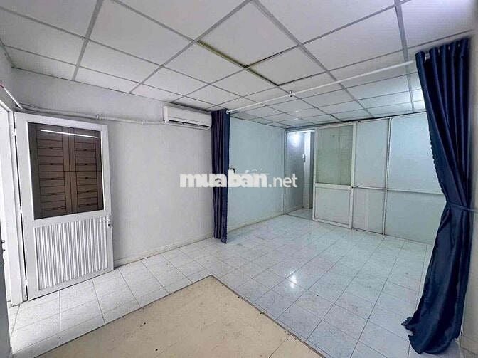 NHÀ THUÊ MẶT TIỀN HẺM HOÀNG SA TRỆT 2 LẦU 2PN 3WC NHÀ ĐẸP SẠCH SẼ