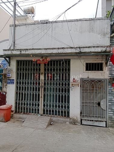 Nhà đang cho thuê 9tr/tháng cách Aeon 2 phút 