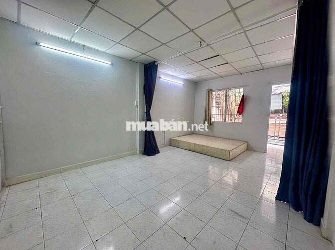 NHÀ THUÊ MẶT TIỀN HẺM HOÀNG SA TRỆT 2 LẦU 2PN 3WC NHÀ ĐẸP SẠCH SẼ