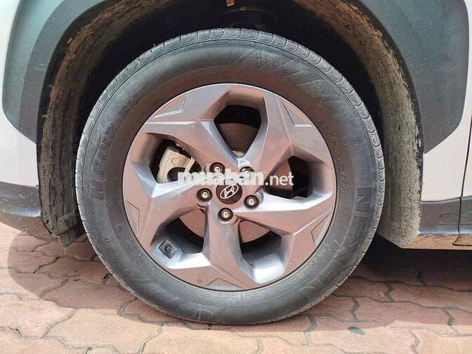 Hyundai Custin 2024 Tiêu Chuẩn 1.5T - 20000 km
