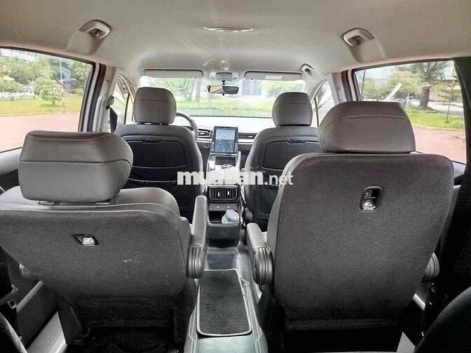 Hyundai Custin 2024 Tiêu Chuẩn 1.5T - 20000 km