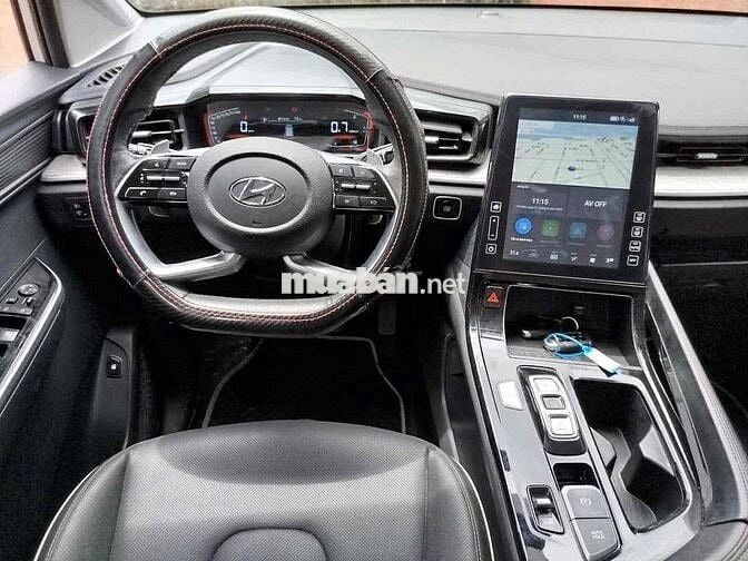 Hyundai Custin 2024 Tiêu Chuẩn 1.5T - 20000 km