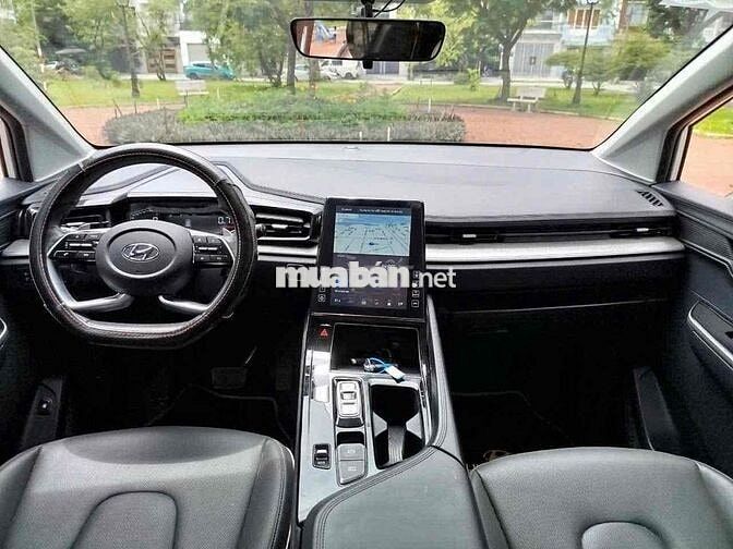Hyundai Custin 2024 Tiêu Chuẩn 1.5T - 20000 km