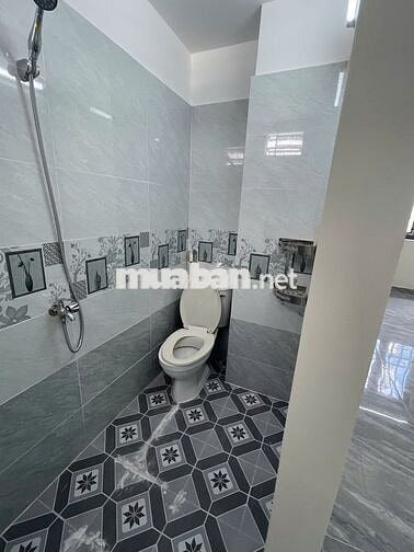 Cho thuê Nhà 540m2 sử dụng,vừa ở vừa làm kho xưởng sx,đường lớn thông.