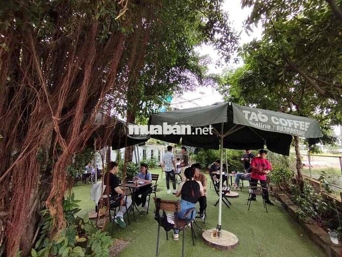 Cần sang quán caffe sân vườn ngay bờ sông rộng rãi thoáng mát