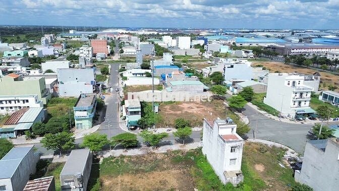 NGÂN HÀNG SIẾT NỢ, CẦN BÁN GẤP LÔ ĐẤT TRONG KDC TÂN ĐÔ, THƯƠNG LƯỢNG