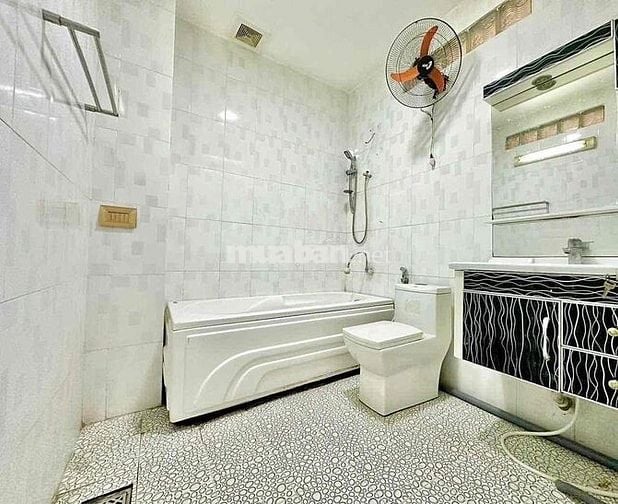 Cho thuê chdv 2pn trung tâm quận bình Thạnh gia mềm