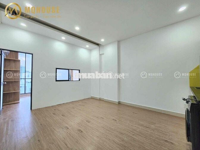 1PN ban công tách bếp, máy giặt riêng, full nội thất, gần Đầm Sen