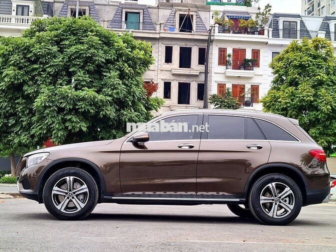 Mercedes GLC250 NÂU- MODEL 2018 - CỰC HIẾM