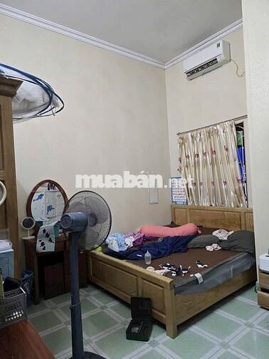Bán nhà  phố Ngô Quyền, HĐ, 53m2, 4t, nhỉnh 6 tỷ, ô tô cách nhà 20m
