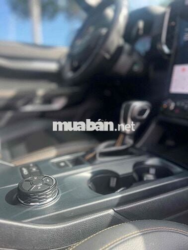 Ford Ranger Wildtrak 2024 4X4 AT - 38.000km - Hãng