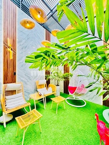 Bán nhà mặt tiền đẹp 5 tầng 549A Tân Sơn P12 Gò Vấp (THANG MÁY 650kg