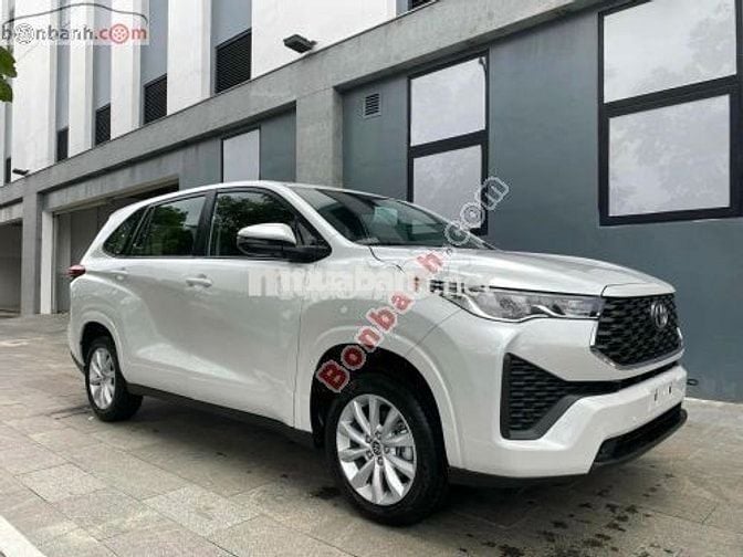Toyota Innova Cross 2.0 CVT 2025
