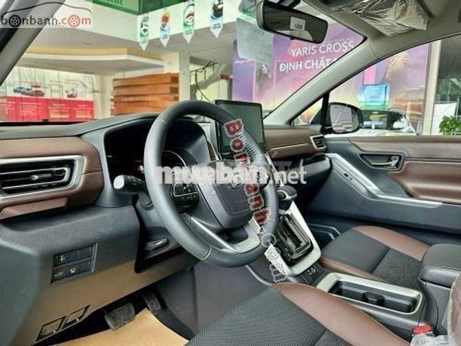 Toyota Innova Cross 2.0 CVT 2025