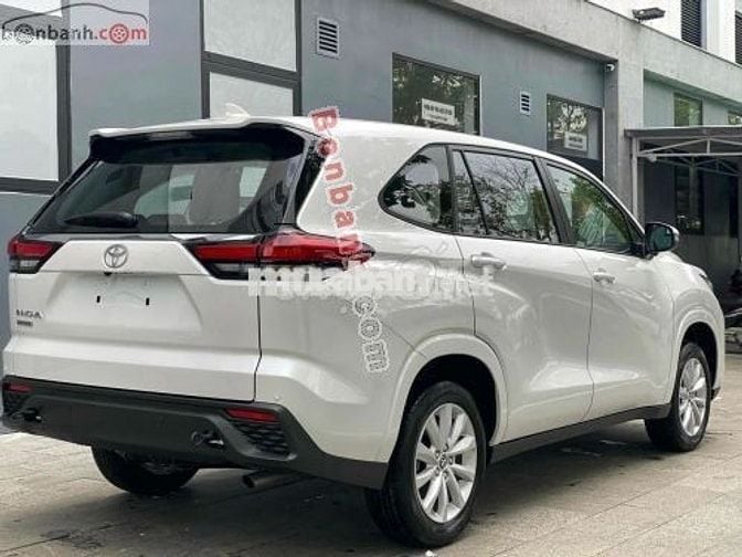 Toyota Innova Cross 2.0 CVT 2025