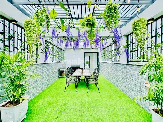Bán nhà mặt tiền đẹp 5 tầng 549A Tân Sơn P12 Gò Vấp (THANG MÁY 650kg