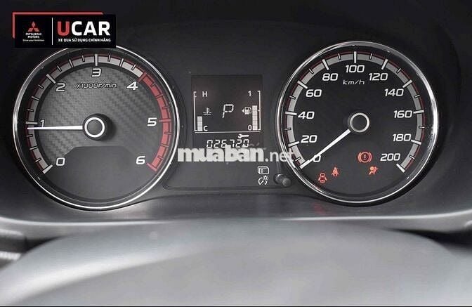 Mitsubishi Triton 2022 4x2 AT MIVEC - 27000 km
