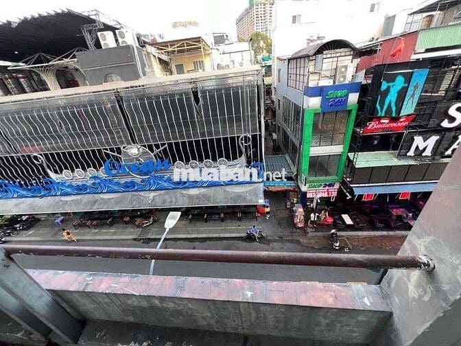 Cho thuê nhà 2 mặt tiền Bùi Viện – Quận 1, vị trí vàng kinh doanh