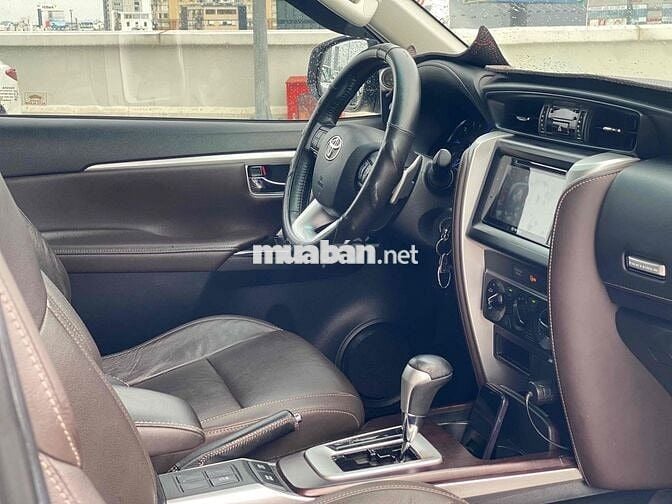 Toyota Fortuner 2020 2.4AT 4x2  - 81000 km