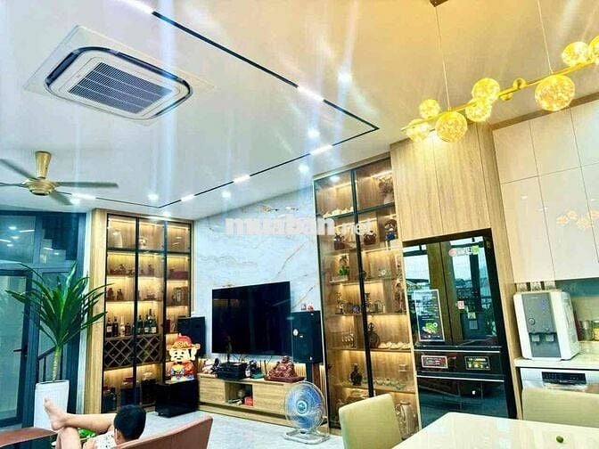 LÔ GÓC SIÊU ĐẸP - MỚI- HÀNG XÓM HIMLAM VẠN PHÚC-7 TẦNG THANG MÁY