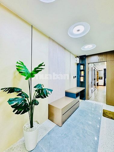 Bán nhà mặt tiền đẹp 5 tầng 549A Tân Sơn P12 Gò Vấp (THANG MÁY 650kg