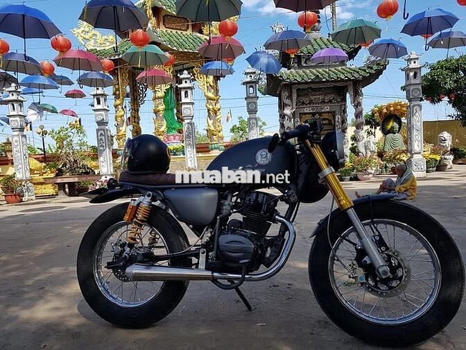 Xe Cafe racer